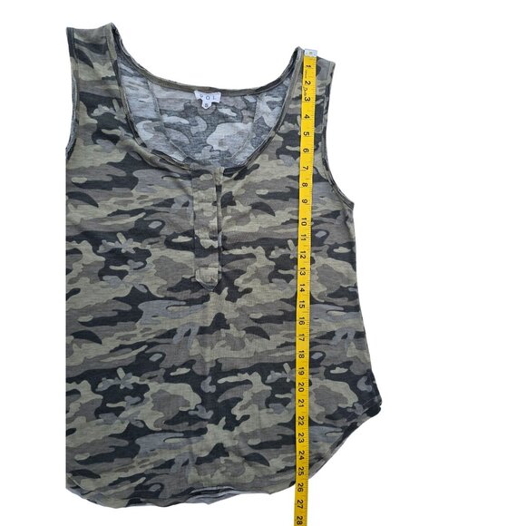 Camo Print Sleeveless Womens Tank Top By POL Button Detail Lightweight Casual - Picture 4 of 4